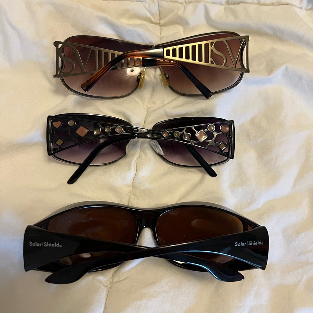 SUNGLASSES BUNDLE - Picture 2 of 2